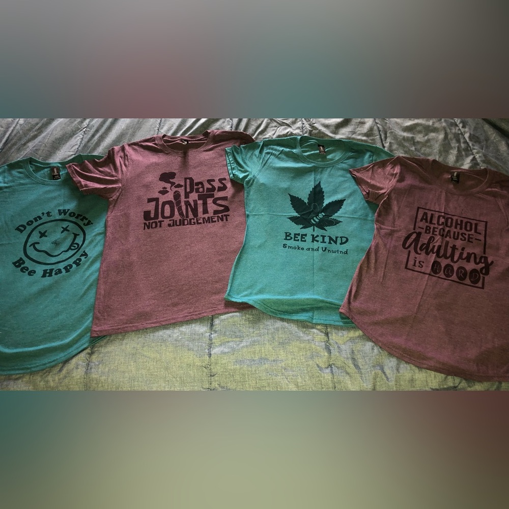 Lot of 4 Funny adult T-shirts sz Small New